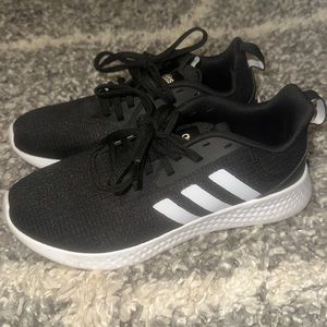Black/white Youth Adidas Great used condition size 4